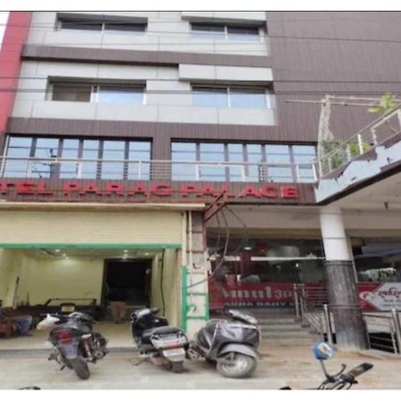 Hotel Parag Palace ג'אבלפור מראה חיצוני תמונה