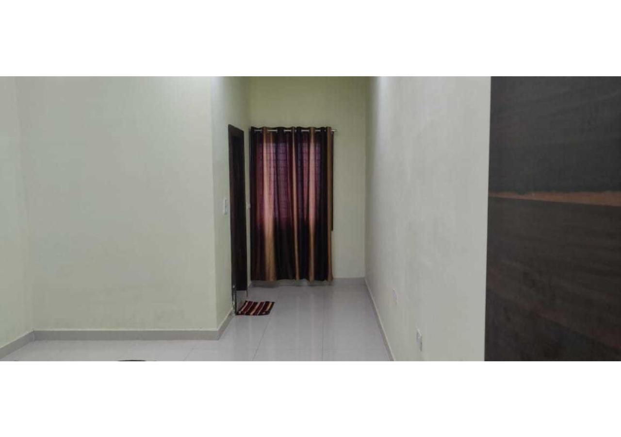 Hotel Parag Palace ג'אבלפור מראה חיצוני תמונה